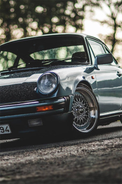 nxstyle:  nxstyle:  1984 Porsche 911 Via