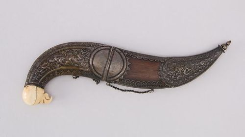 art-of-swords:Jambiya Dagger with SheathDated: 19th centuryCulture: IndianMedium: steel, silver, woo