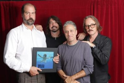 phineas4cobain:  Jon Stewart was so blown away………look at his face. krist, dave