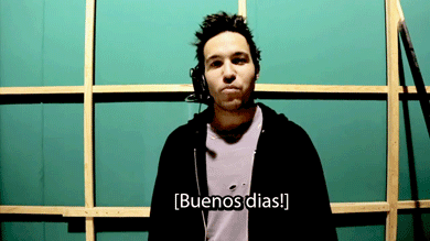 immortalhtwink:  Pete Wentz kind of speaking Spanish 