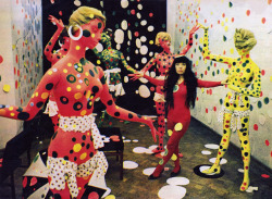 nobrashfestivity:Yayoi Kusama, Polka Dot Love Room, 1967 installatie Galerie Orez Den Haag   more  