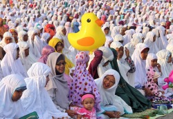 tablah:  Eid Al-Fitr Around the World