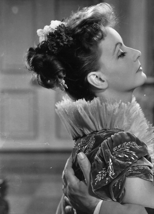 olivethomas:Greta Garbo in Conquest, 1937