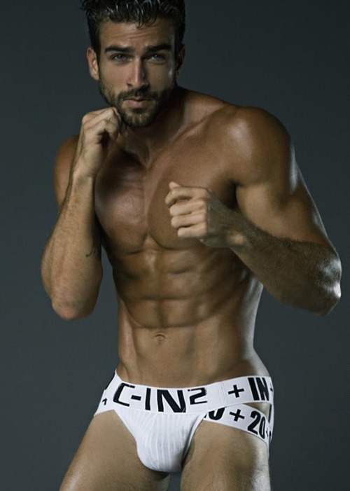underwearnewsbriefs:  C-IN2 