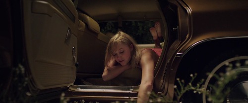 Porn photo harlieyquinn:It Follows (2014) 