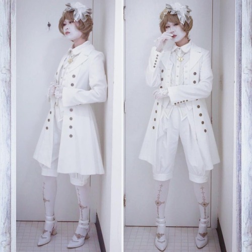 shironuri ouji outfit for pics with @miike_magica yesterday!! we got a couple nice pics~ Jacket/p
