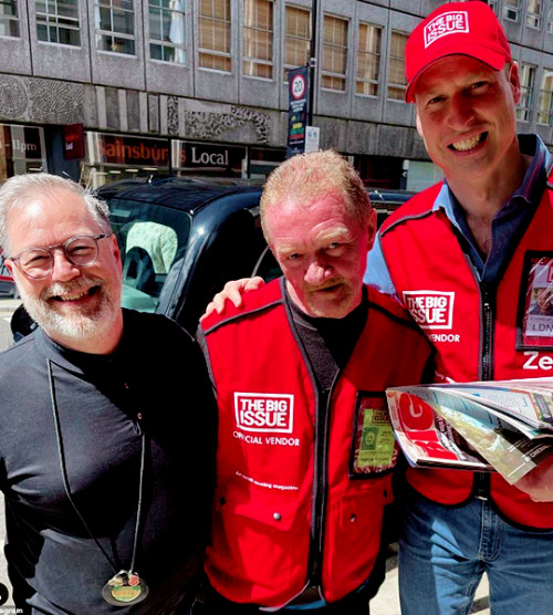 theroyalsandi: The Duke of Cambridge was spotted this week selling The Big Issue on Rochester Row in