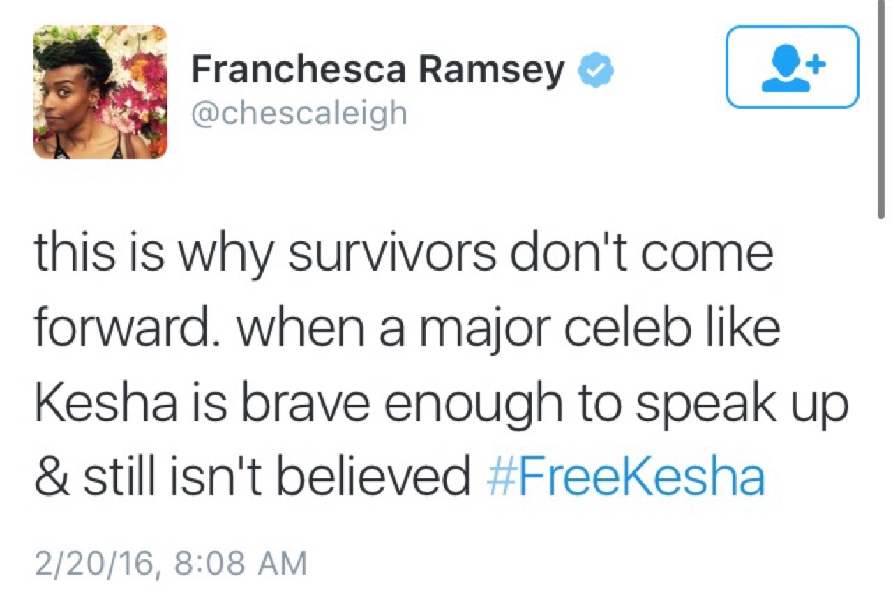 eating-pizza-in-the-tour-bus:  Franchesca Ramsey on #freekesha 