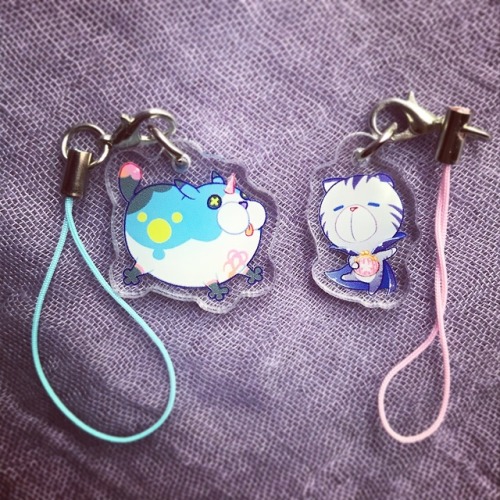 Store Update! New 1″ Kingdom Hearts Phone Charms added!☆ Meow Wow &amp; Chirithy☆ 1&quot; Clear Acry