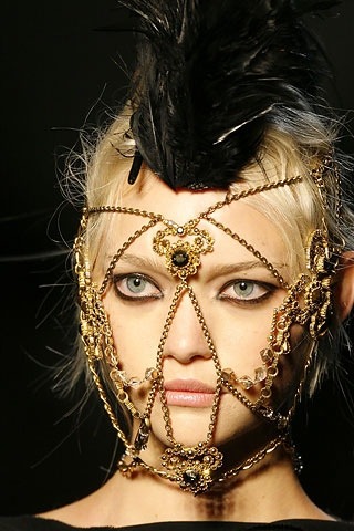 kalifornia-kussh: Gemma Ward @ Jean Paul Gaultier Fall 2007