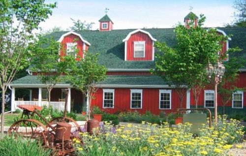 americana-plus:  Timber Creek Bed &amp; Breakfast Paxton, IL