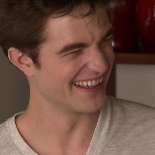 twilightrenaissance: edward texting bella about the snail he saw moodboard