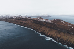 drxgonfly:MOUNTAINS &amp; SEA – Faroe Islands (by Erik Waider)