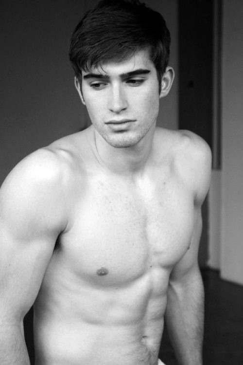 rippedlads:  Kyle Wicks 