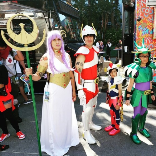 Saint Seiya cosplay @wondercon. A great family cosplay. . . #cosplayers #cosplayfamily #cosplay #a