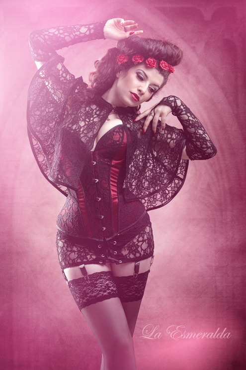 corset-fetish:  CorsetsCorsets on Twitter