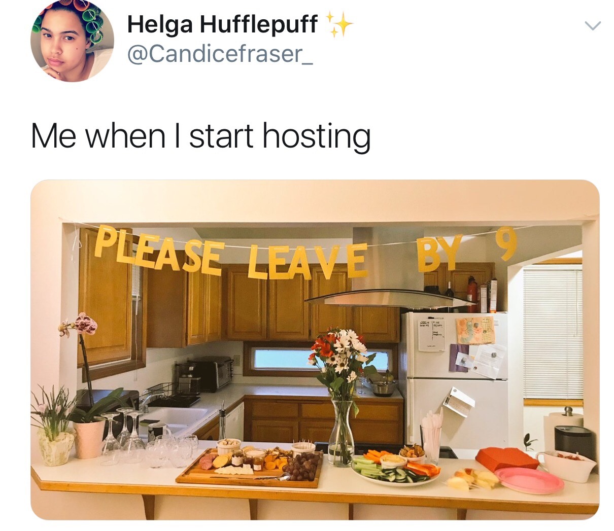 surprisebitch:  paradoxpancakes:  hosting meant something very different to me……..