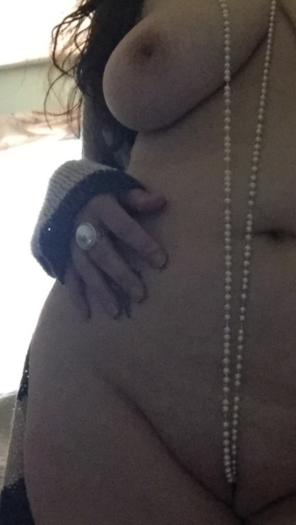 thehappygals:  A few torsos from this set of pics I took!!! 😊 Goodnight y'all…sweet dreams!!! 😴💕💋