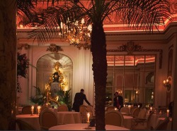 lemme-holla-at-you:  dietcrackcocaine:  I saw the inside of the Ritz for once  - 