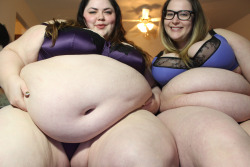 bbwclementine:bbwlunalove:babes<3 my loves