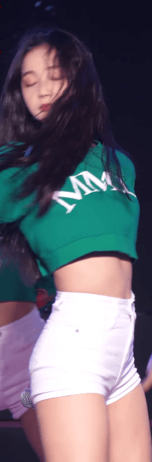 asianhothotties:  Princess of thighs