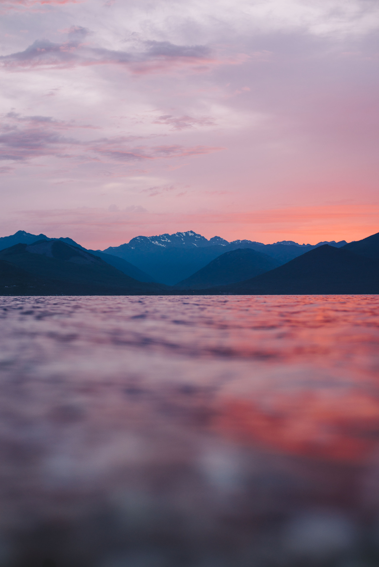 rhiannahoward:  Lone Rock Sunsets 