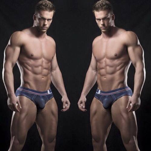 Tanner Chidester adult photos