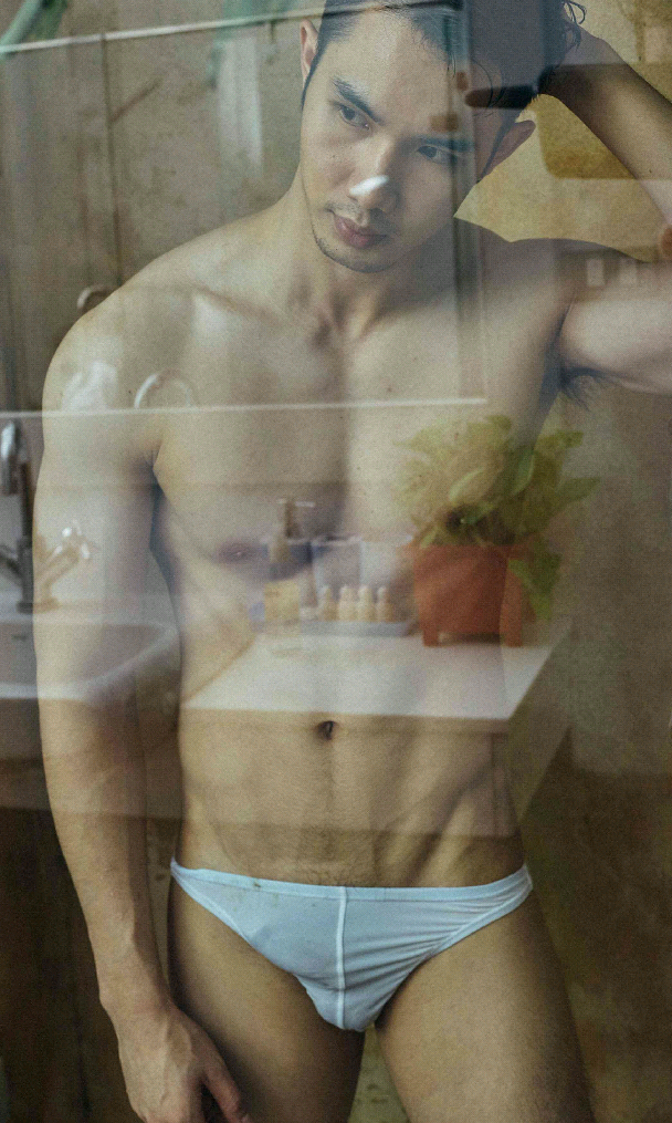 dean-asianhunks: Bat Tanaphong@3        09/08/18  