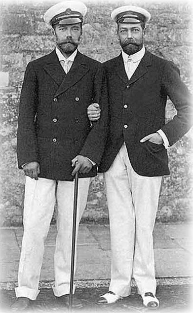 historicaltimes:  Cousins Tsar Nicholas II and King George V in their last photo