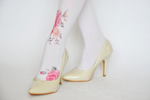 the-butcher-bird: Lovely tights from Colinedesign ~
