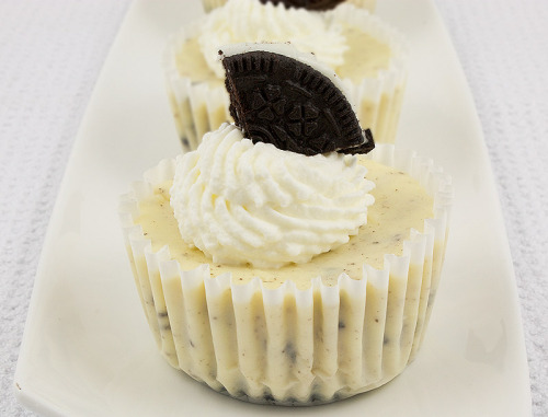 thecakebar:  Oreo Cheesecake Cupcakes  