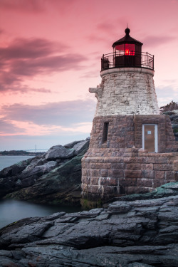 7000stars:  Beacon at Castle Hill (by Jim Boud) 