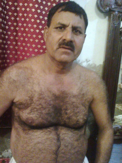 cybernightexpert: butt-prince:  pakistaniolder: So nice H  Calme I like this with sex 03452995100