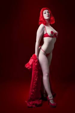 odettemorphette:  Who can resist a woman in red?  Shot by David Woolley Photography