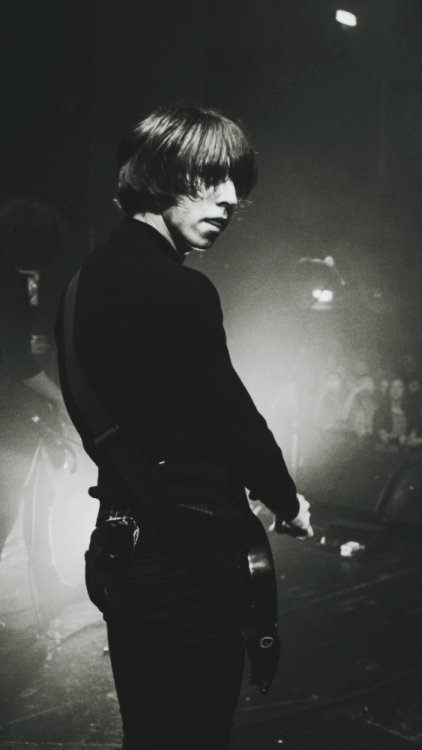 moonlight-graphics: van mccann lockscreens {requested}like or reblog this post if you’re 