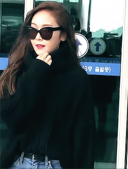 sicaholic:  airport fancam 160302 [x] 