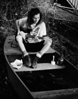 countrynightsky:  eddie vedder | Tumblr on We Heart It. http://weheartit.com/entry/69820084/via/MariapazCM 