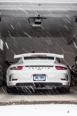 supercars-photography:  Porsche GT3 (via)