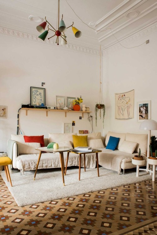 Home In Barcelona | Photos By Cesar Segarra