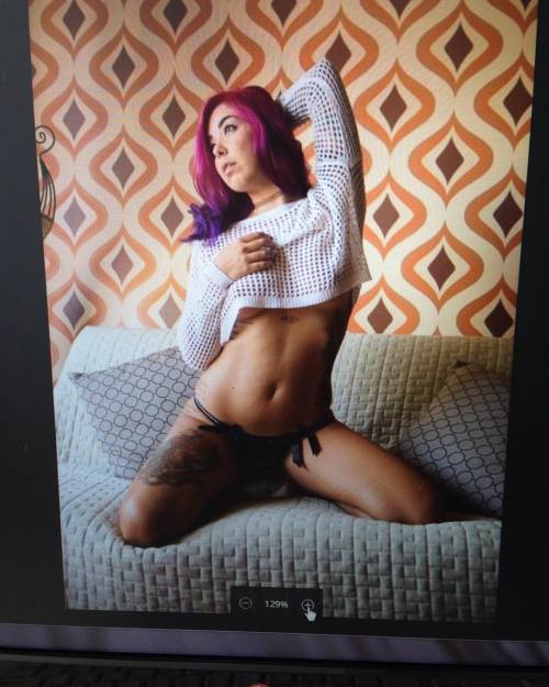 caiasuicide: So excited to see the final result of the amazing 2 sets I shot with @robgiro this pas