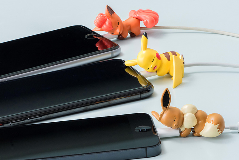 chasekip:  shelgon:New Images from  Pokémon iPhone Charger Cover  Figures by Gray