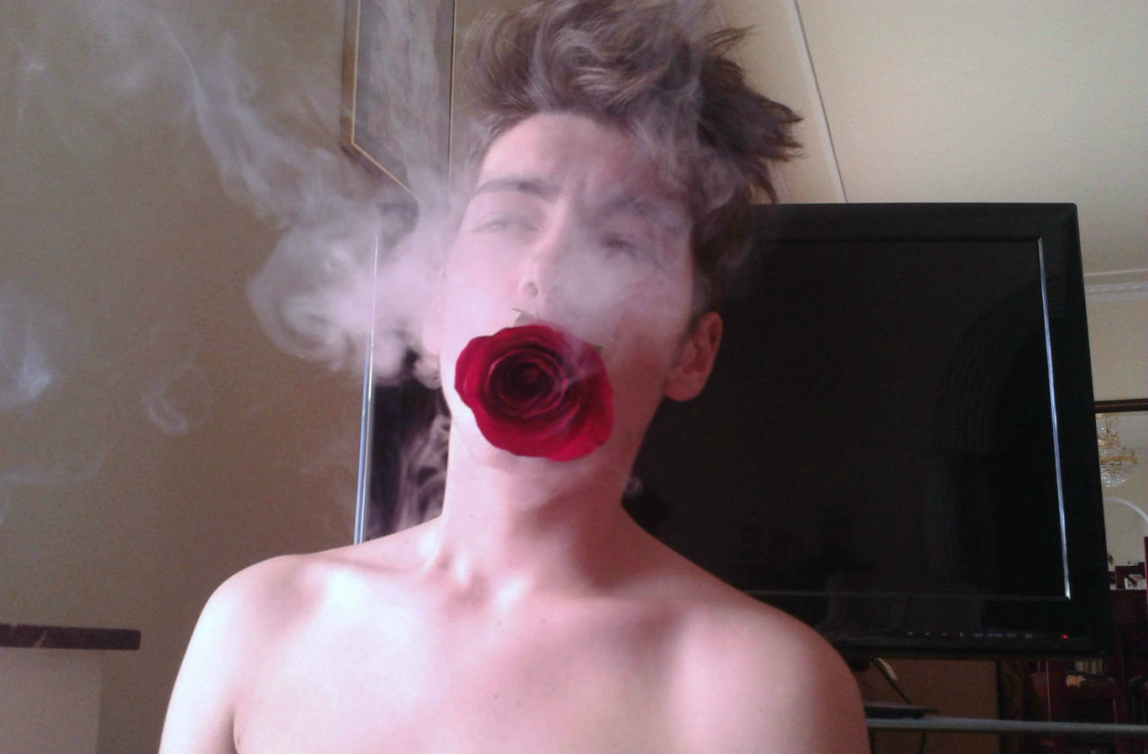 heruion:  cuminmypale:  ❀ ✿ ❁ PALE BLOG ❀ ✿ ❁  pale here