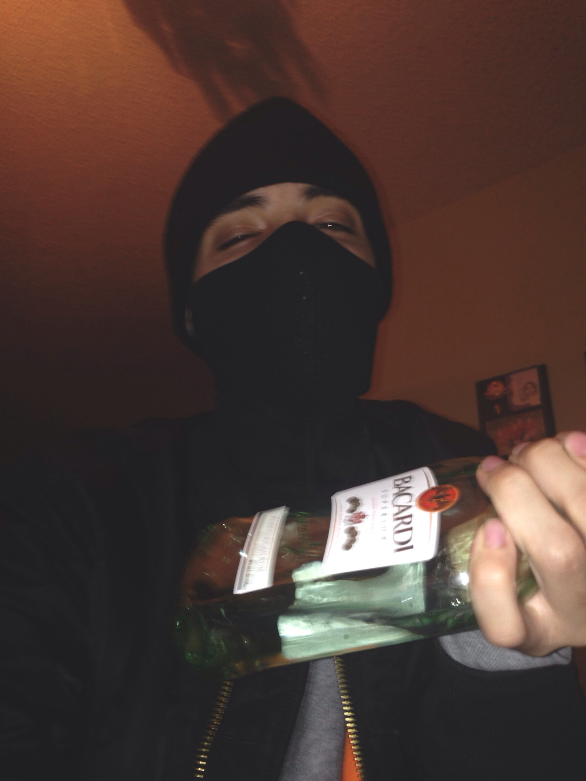the-nightcaller:  louietv:  robbed the liquor stoe  babe