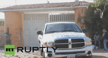 kropotkindersurprise:  October 30 2014 - Teachers and students in Mexico attack the home of the governor of the state of Guerrero. They are protesting over the governor’s connection to the disappearance of 43 students, and the governments handling