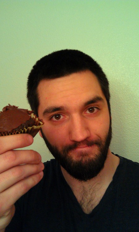 I enjoy cupcakes. Ladies.