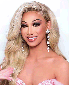 alecs:  Extreme Drag Transformation ft. Plastique Tiara