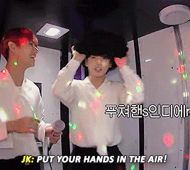 jeonheart:Hyped up for karaoke ♪