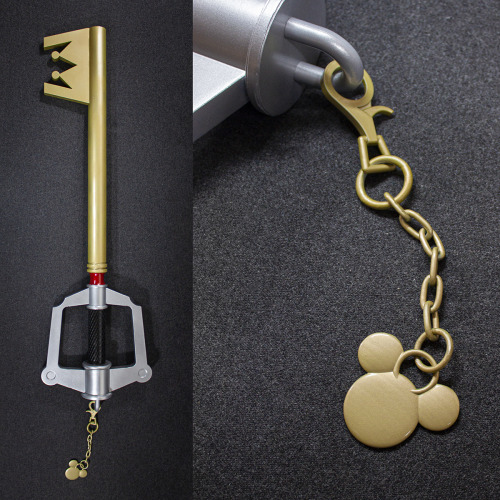 Kingdom Hearts - Kingdom Key/Kingdom Key DNot so long ago, I made these 2 keyblades as a commission.