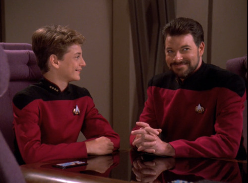 aluminumphosphorus:takemetotheenterprise: conceptadecency: This might be the best episode ever of St