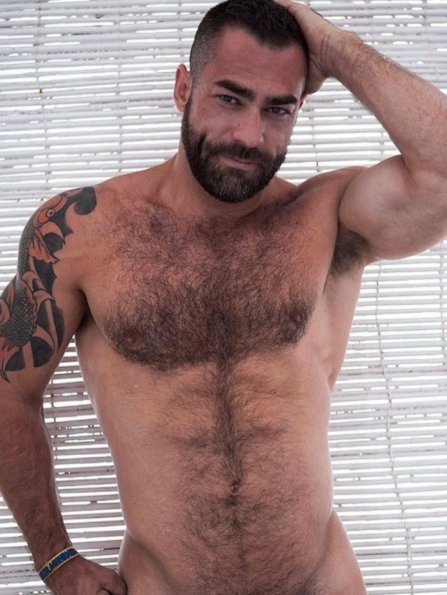 hotmen-addiction: